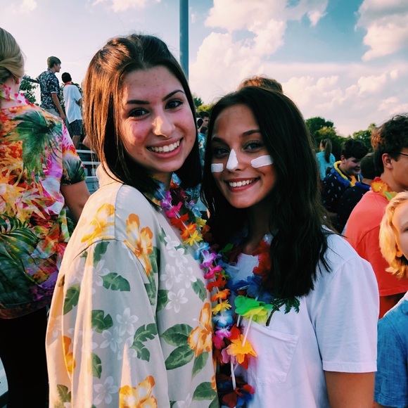 Meet your Posher, Emma - Picture 3 of 6